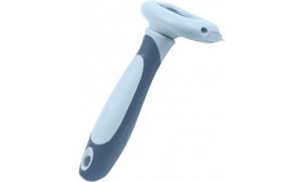 Boční pohled na šedo-modrý hřeben pro kočku s ergonomickou rukojetí, bezpečný a pohodlný před známkou pro kočku.